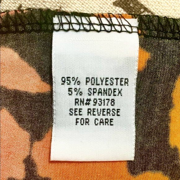 Grace 3/4 sleeve draped neck top - Picture 4 of 5